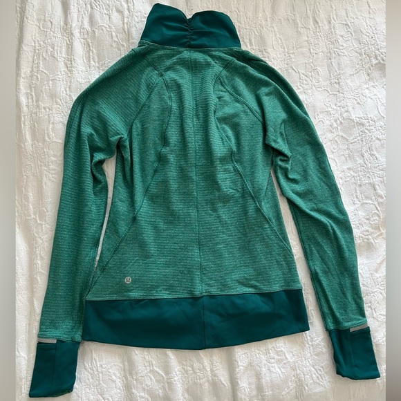 Lululemon Jacket - Picture 4 of 5